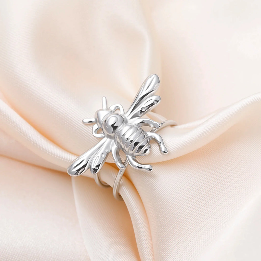 Mehiläisaiheinen sormus naisille, hopea