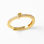 Säädettävä naisten sormus, jossa on alkukirjain - kirjain 