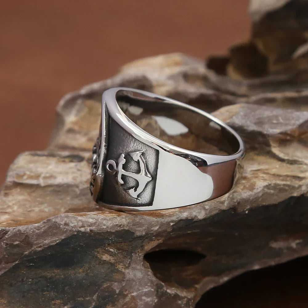 Ankkurisormus ja vene