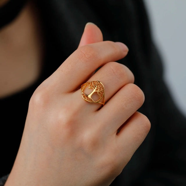 Elämänpuu sormus naisille kulta