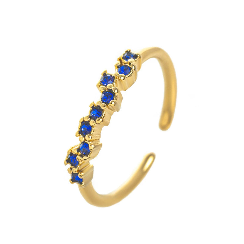 Sormus, jossa on syntymäkivi zirkoni