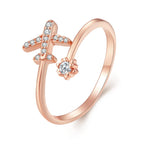 Aidolla hopealla valmistettu lentokoneen sormus naisille ruusukulta