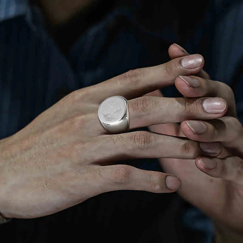 Sormus Musta Kuutio Metatron hopea