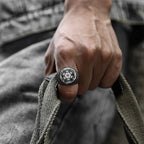 Sormus Musta Kuutio Metatron musta