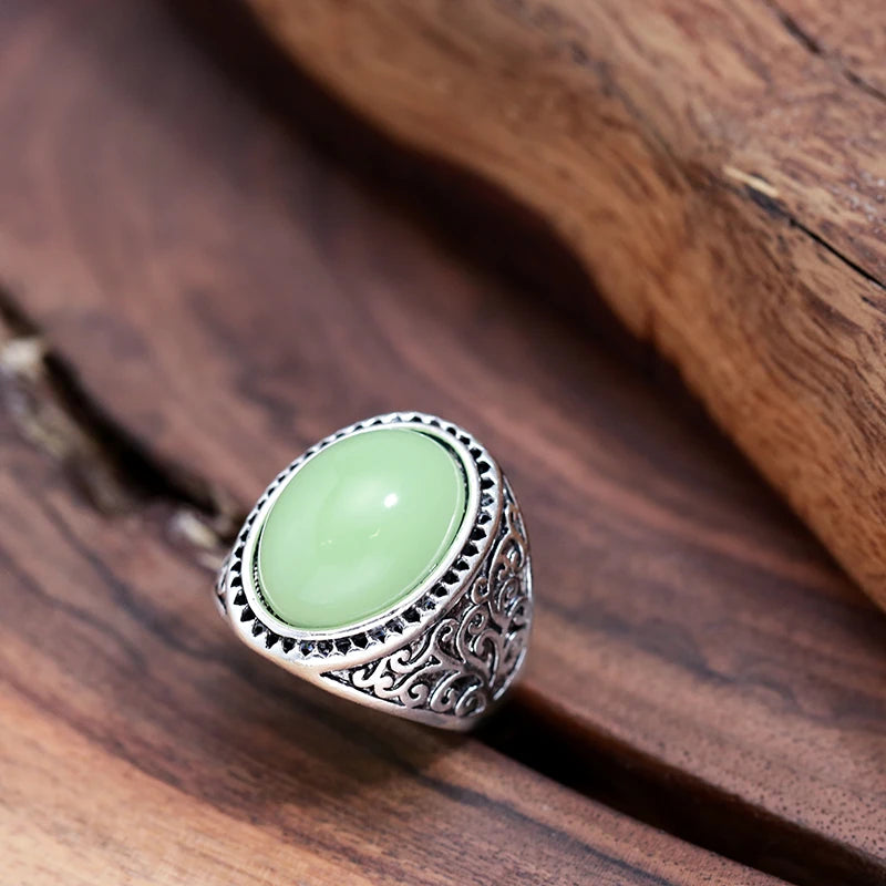 Etninen ovaalinen sormus