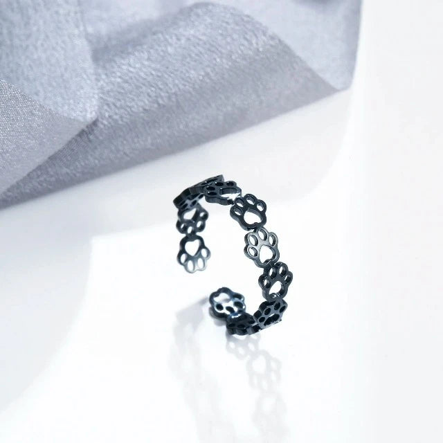 Sormus Sormus Mustat tassut