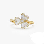 Sormus, jossa on 3-lehtinen apila ja zirkonia