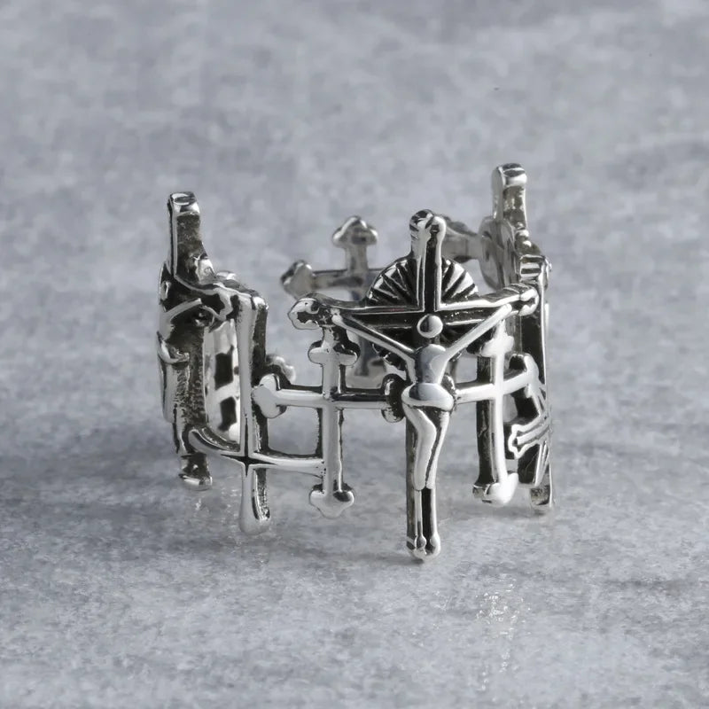 Risti Jeesuksen sormus naisille