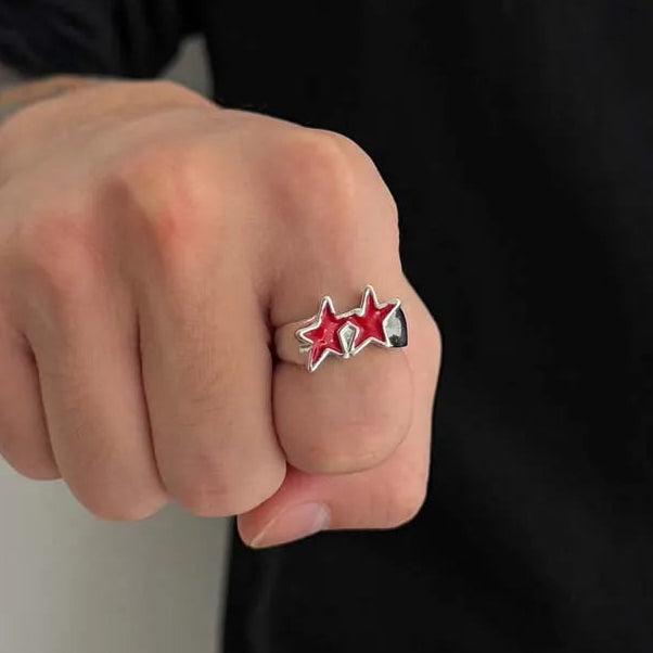 Avoin kaksitähtisormus retro streetwear -tyyliin, punainen