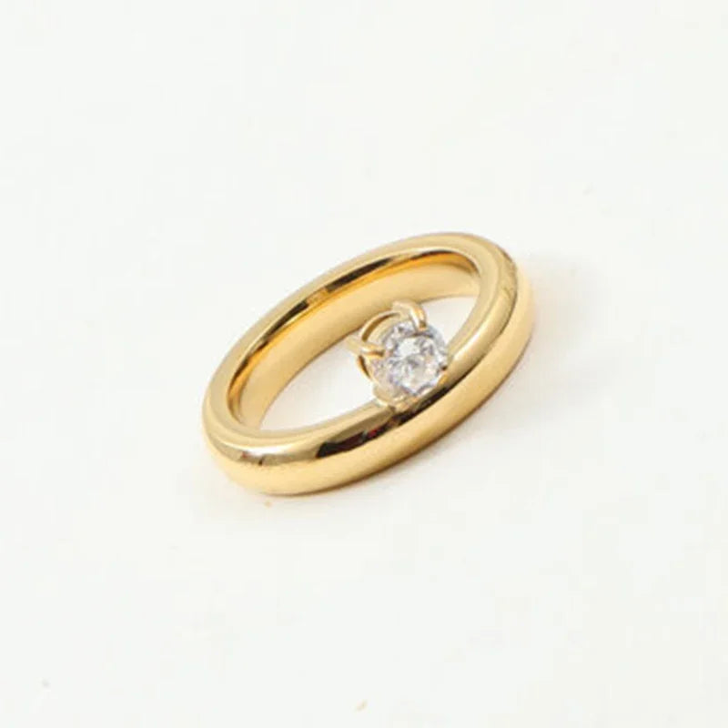 Ohut vesipisaran sormus zirkonhelmellä 2