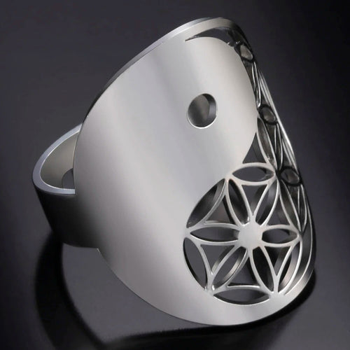 Geometrinen Yin Yang -sormus hopea