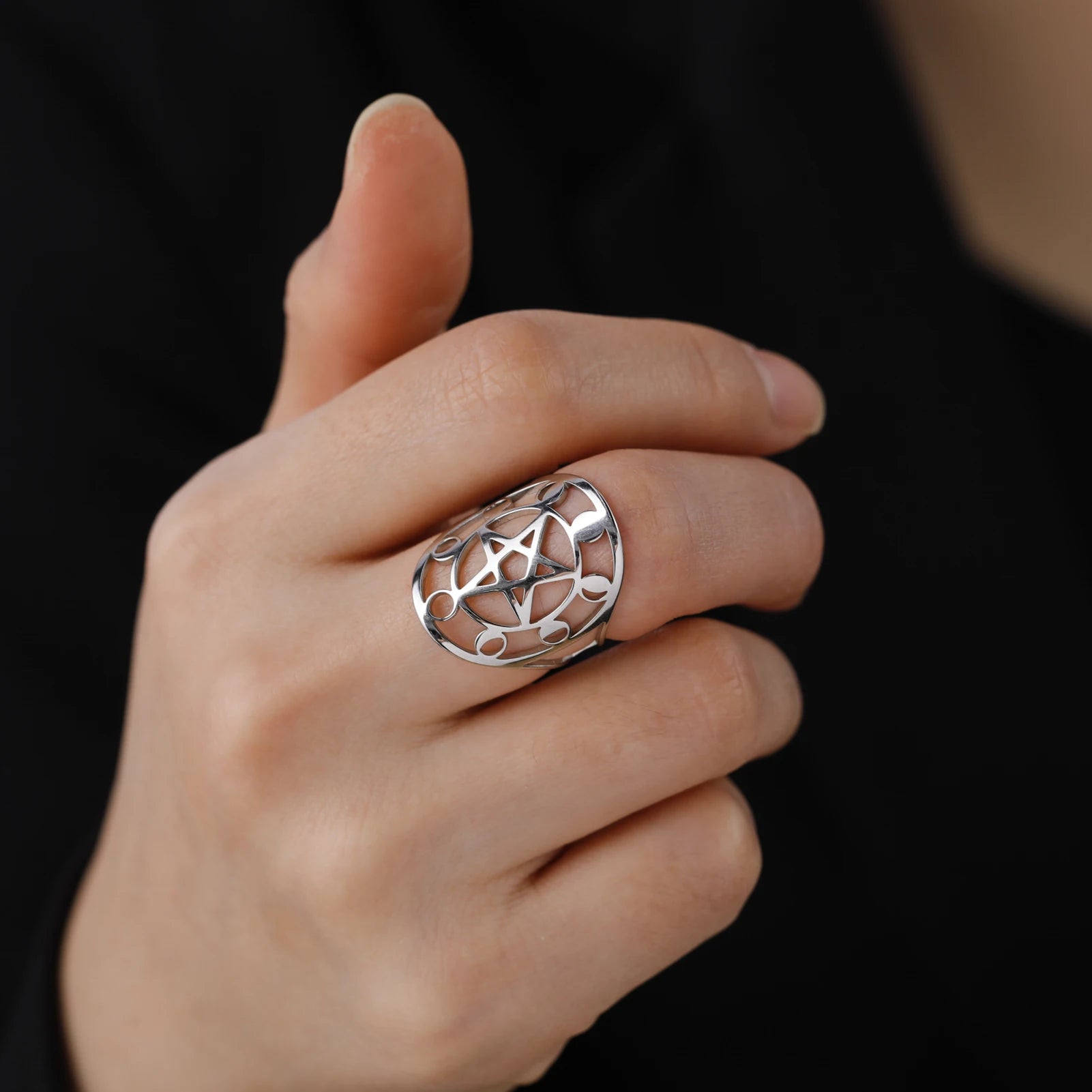 Pentagrammisormus noituus Wiccan sormus hopea