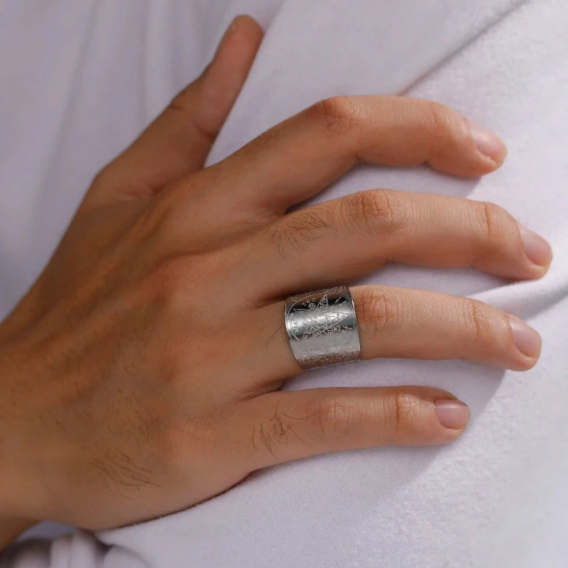 Pentagrammi Tetragrammi noituusrengas noituus