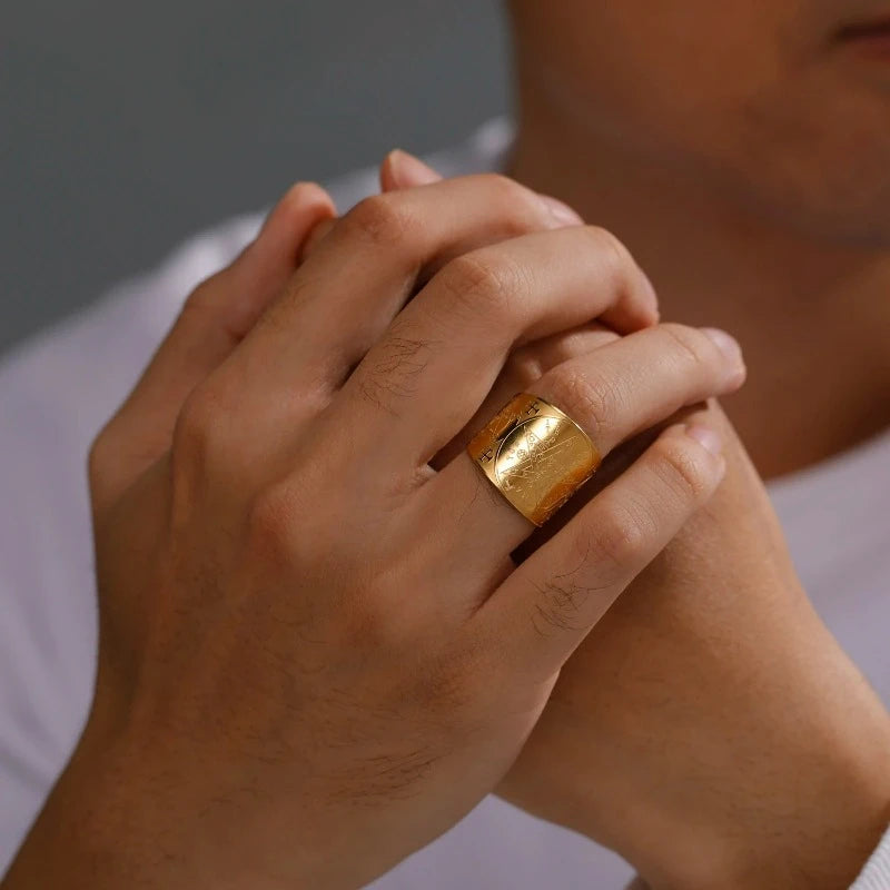 Pentagrammi Tetragrammi noituusrengas kulta