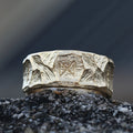 Viking-tyylinen miesten sormus, kultaiset riimut