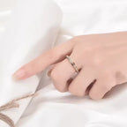 Anti-stress-sormus zirkonilla 