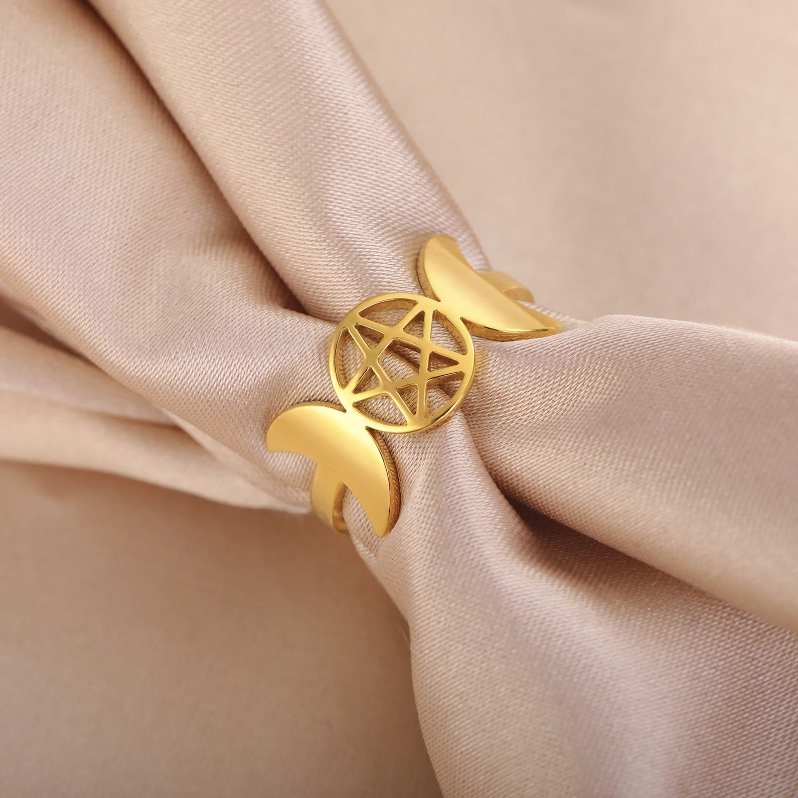 Kolmoiskuukoru Hieno Noituus Naisille Wiccan kulta A