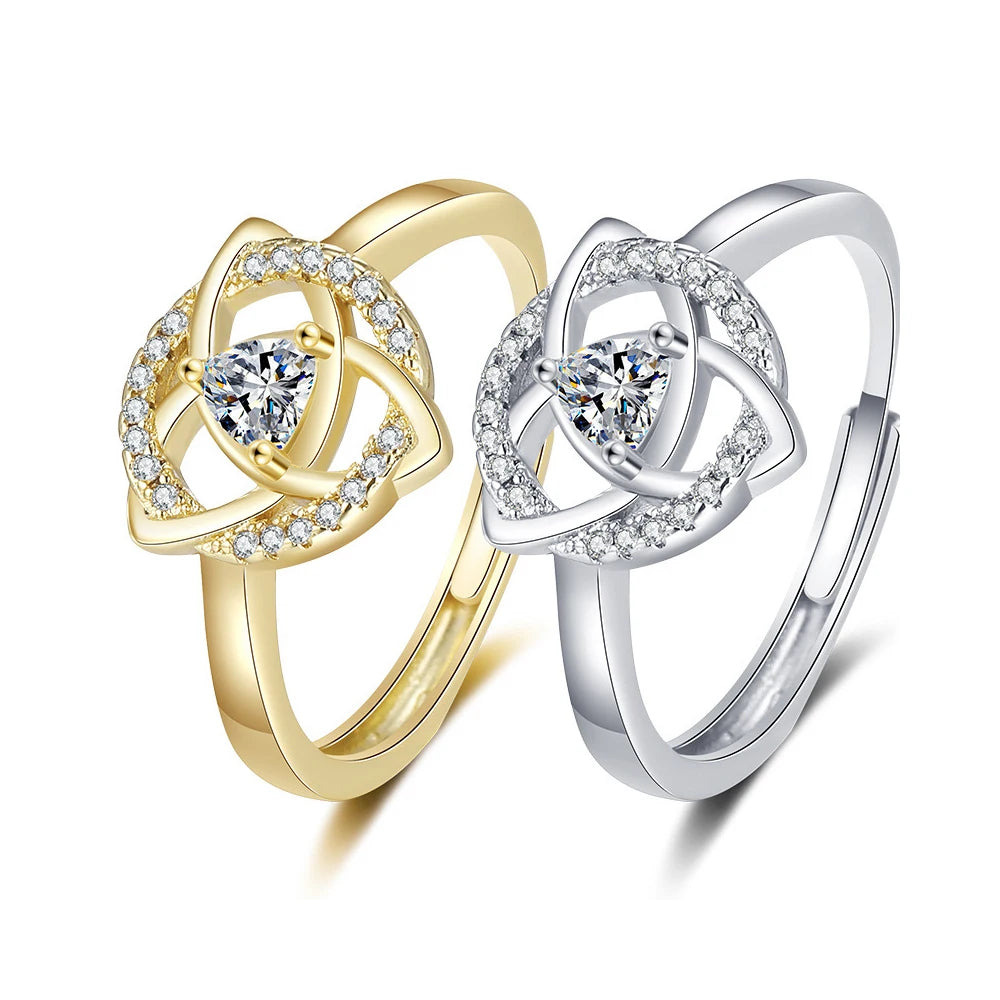 Triquetra-solmukoru Irlantilainen kelttiläinen kulta