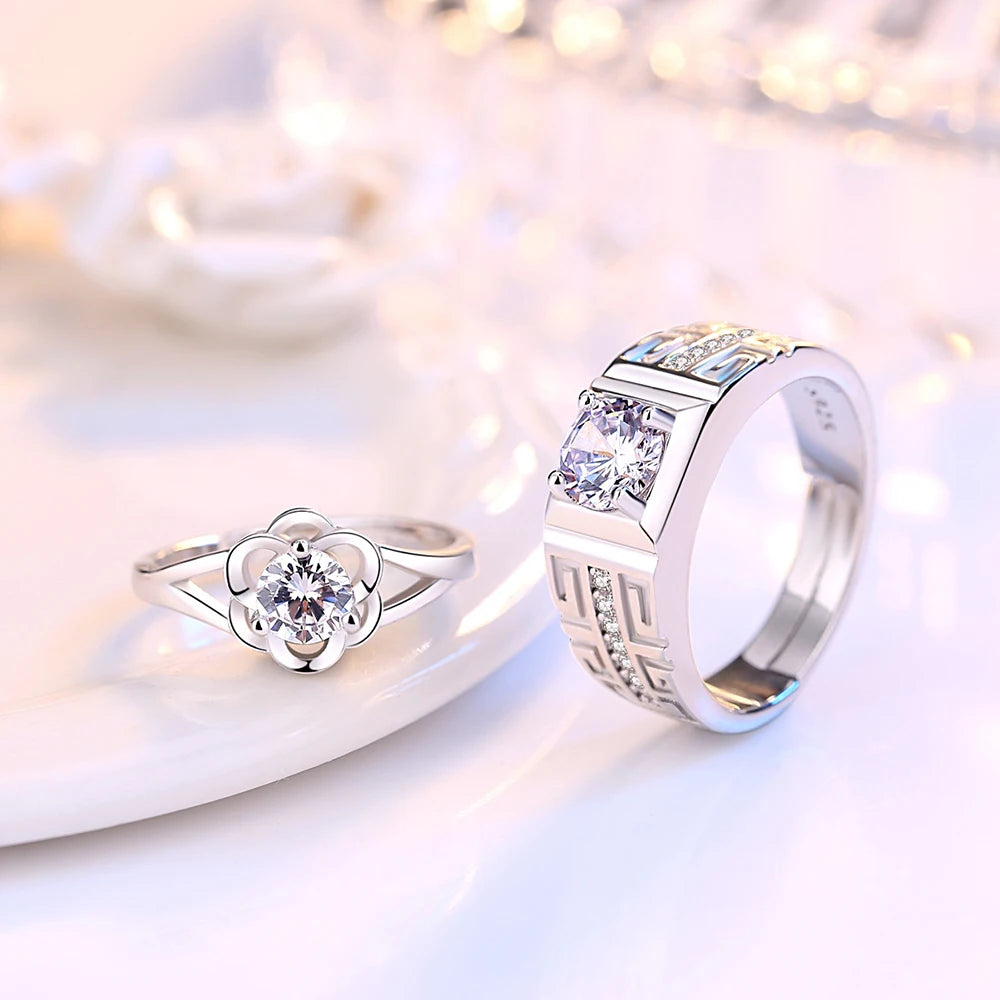 Sormuksia pareille Kukkasormus