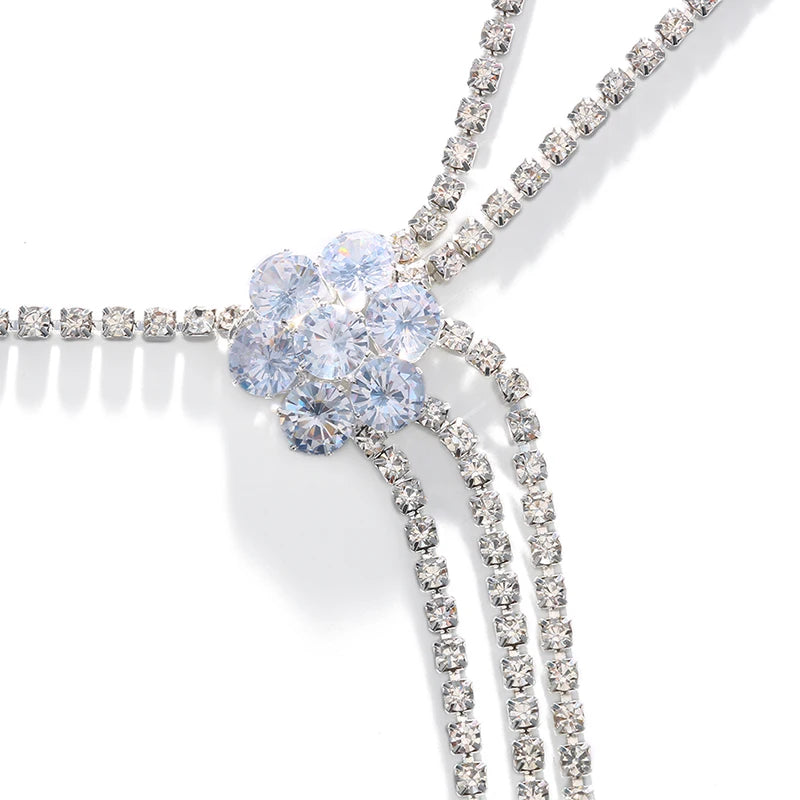 Naisten olkakoriste - Hopeinen solisluu- ja olkaketju