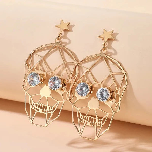 Naisten pääkallokorvakoru