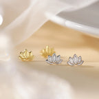 Naisille tarkoitettu hopeinen lootuskukkakorvakorut