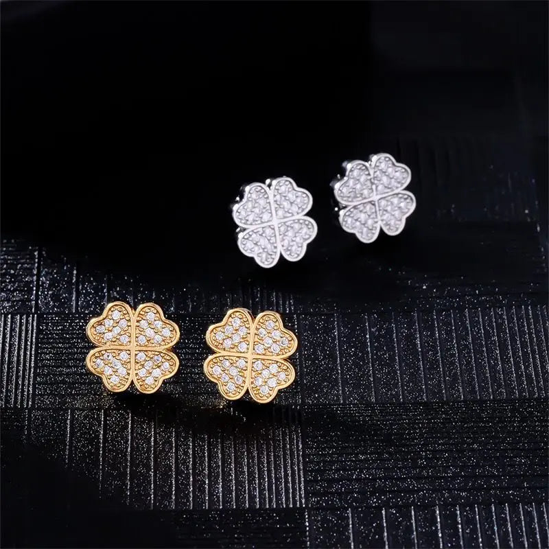 Nappikorvakorut, joissa on 4-lehtinen apila ja zirkonia, kulta