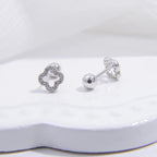 Nappikorvakorut nelilehtisellä apilalla hopea