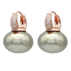 Korvarenkaat, joissa sininen helmi ja kultaiset ja beige zirkonit