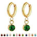 Renkaanmuotoiset korvakorut syntymäkivellä ja zirkonilla