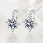 Loriele Moissanite - Tähtisadetta syleilevät korvakorut 