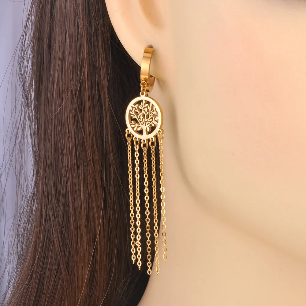 Riipuvat korvakorut elämän puulla kulta