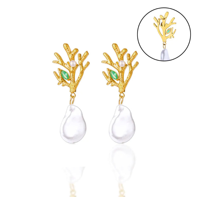 Koralliset roikkuvat korvakorut helmellä ja vihreällä zirkonilla