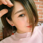 Punaiset joulupallokorvakorut