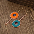 Etniset epätavalliset roikkuvat korvakorut