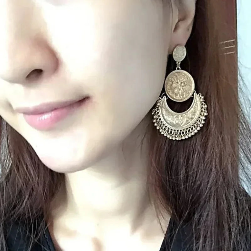 Riipuvat korvakorut boheemi barokki hopea