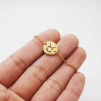 Rannekoru astrologisen horoskooppimerkin riipuksella