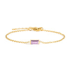 Rannekoru värillisellä syntymäkivellä