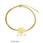 Rannekoru onnenapilan muotoisella nelilehtisellä apilalla