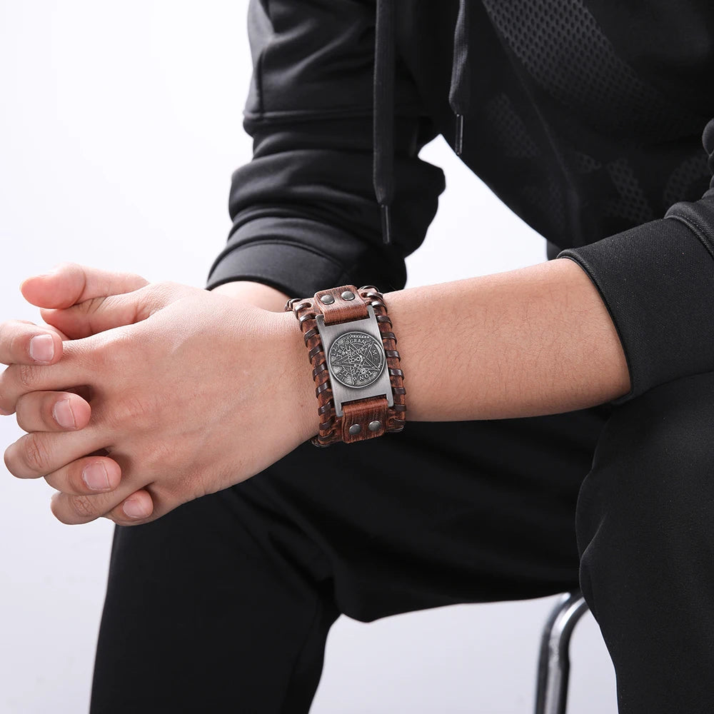 Nahkarannekoru Pentacle Noituus Wiccan Ranneketju 1