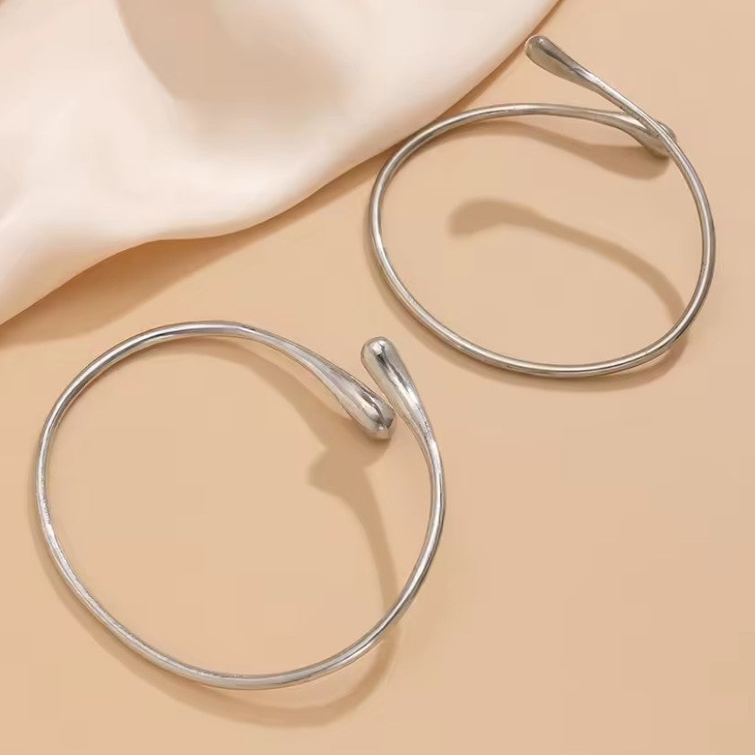 Naisten käsivarsirannekoru Vesipisara - Käsivarsiketju ja hauislihaskoru 