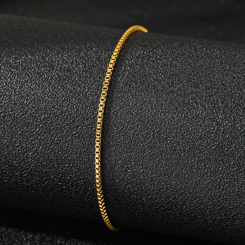 Ohut nilkkakoru kulta