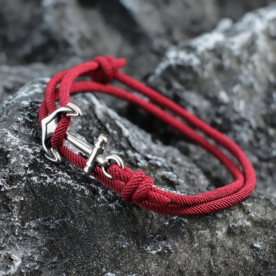 Ankkurirannekoru viininpunaisesta köydestä