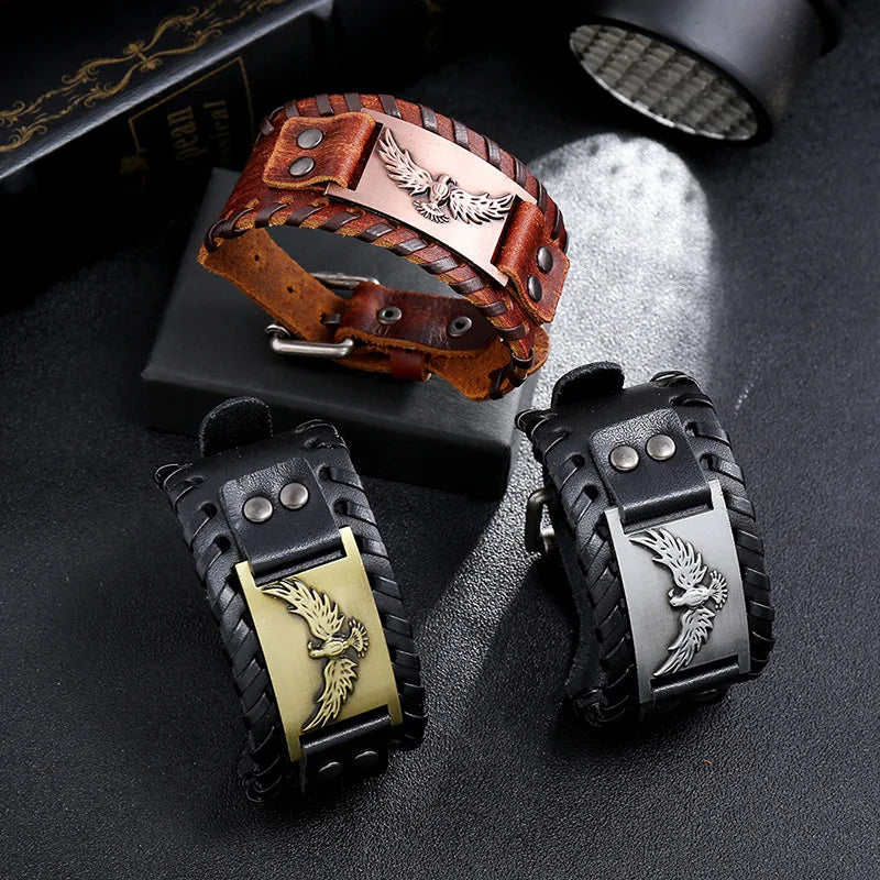 Musta kotkan nahkarannekoru, ruskea