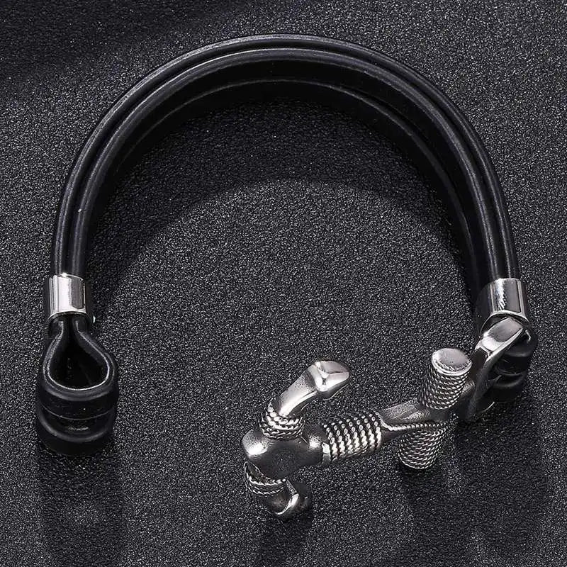 Nahkarannekoru Ankkuri - Voittamaton 