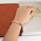 Kierretty kuparirannekoru 