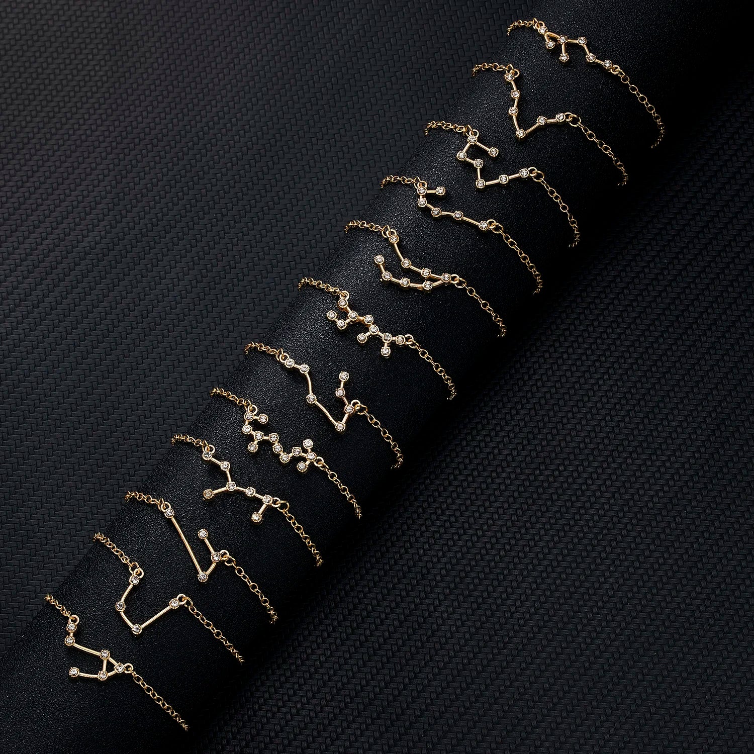 Rannekoru naisille horoskooppimerkki 12 tähdistöä