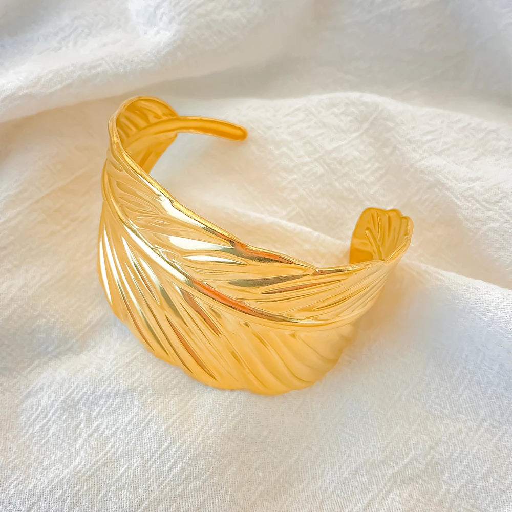 Syksyinen laakerinlehtirannekoru