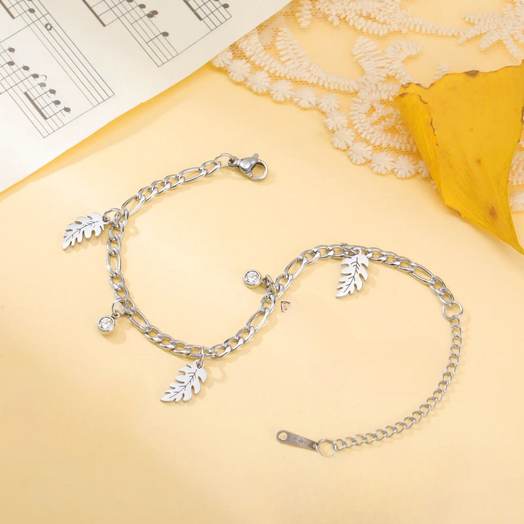 Palmulehden ja zirkonin rannekoru 