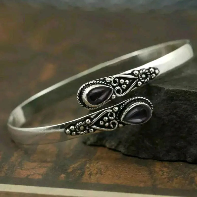 Rannekoru Retro Gourmette Vedenpisara musta